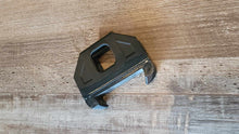 Load image into Gallery viewer, HYPERLITE FANG Adapter Stick Clip
