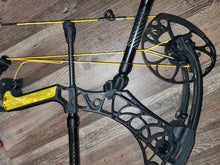 Load image into Gallery viewer, MATHEWS V-Series Rear Stabilizer Mount