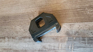 HYPERLITE FANG Adapter Stick Clip